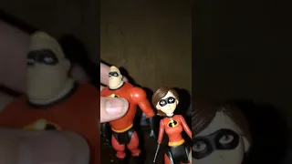 THE INCREDIBLES 2 MR. INCREDIBLE AND ELASTIGIRL JAKKS PACIFIC ACTION FIGURES REVIEW