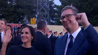 Serbian President Vucic bids farewell to Xi Jinping at airport