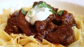 Beef Goulash - Hungarian Beef Goulash Recipe - Paprika Beef Stew