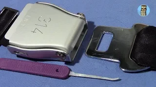 (picking 632) FUN: How to shim open an airplane safety belt