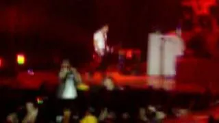 JOE slides & goes into crowd for  STILL IN LOVE WITH YOU