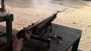 Shooting Austrian Infanteriegewehr Versuchsmodell 1861 Lorenz with fixed (Bajonnet) bayonet