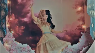 Show & Tell - Melanie Martinez (Music Video)