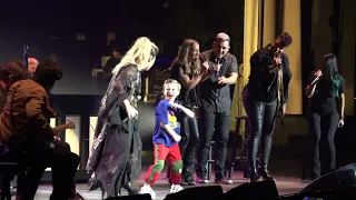 Kelly Clarkson with son, Remi - (2023-08-18) - Whole Lotta Woman - Chemistry Residency