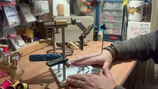 Peak fly tying vise: it’s the tops!