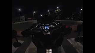 Yamaha Xmax 300 Night Ride