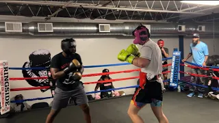 DONTEZ BLUE sparring top Ukrainian Boxer.