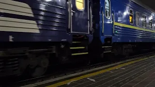 🇺🇦 Електровоз ЧС8-006 з поїздом  EN 106 "Чорономорець" Одеса-Київ