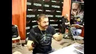2011 ROCK & SHOCK HORROR CONVENTION - GETTING KANE HODDER'S AUTOGRAPH (JASON: FRIDAY THE 13TH 7-10)