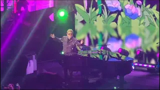 Elton John en la inauguración del anfiteatro The Legend Arena, en Cap Cana