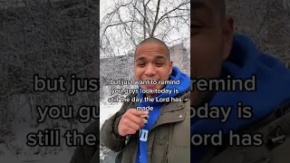 Psalm 118:24 😁🙏✝️ #Jesus #God #christian #shorts #bible #scripture #psalms #rejoice #joy #snow