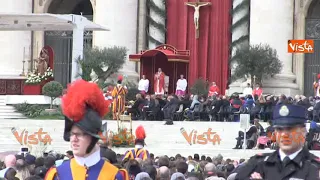 Domenica delle Palme, Papa Francesco: "Contro i trionfalismi vince il silenzio di Gesù"