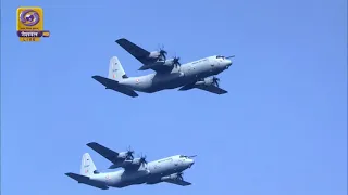 Awesome Aerobatics - Rapt spectators | #RepublicDay 2021