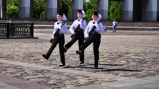 Пост №1 у вечного огня на Поклонной горе. г. Москва