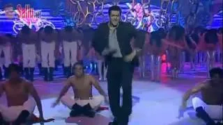 Salman Khan Performing at the IIFA Awards 2010