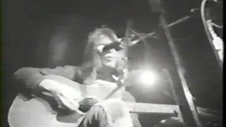 Neil Young - Tell Me Why