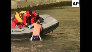 Traditional New Year's Day jump of Cavour bridge