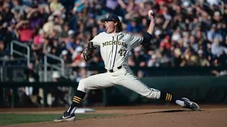 Michigan storms past Vanderbilt in Game 1 of 2019 CWS finals