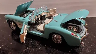 1957 Corvette 1:18 by Bburago