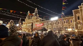 Christmas Evening at Red Square with Bear Show || Kremlin in Moscow Russia 2017