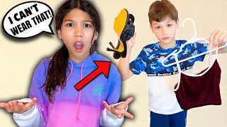 My brother picks out my outfits for the week *part 2* | Txunamy