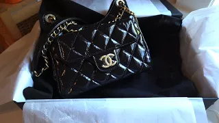 Unboxing Chanel 23B Wavy CC Small Hobo Black🖤