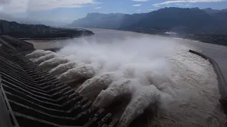 China's Three Gorges Dam to experience record flood