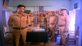 Superintendent Of Police Rajesh Decides To Send Thief Out Of Jail | Devara Mane Kannada Movie Scene