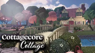 Bloxburg Speedbuild: Cottagecore Garden Cottage House