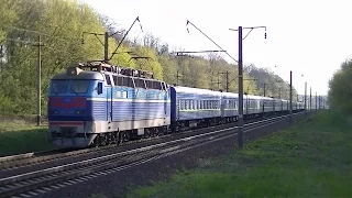 ЧС4-058 (КВР) с поездом 23 Москва - Одесса