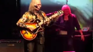 Yes live Sao Paulo Brasil - Yours is no disgrace  May 23 2013