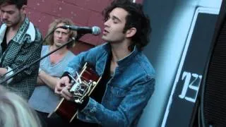"Chocolate" (Acoustic) | The1975 Live @ Grimey's
