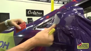 Tips on How to Wrap a Vehicle Mirror