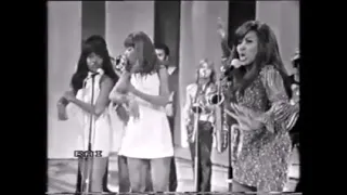 Tina Turner & Ike   Proud Mary RAI 1971