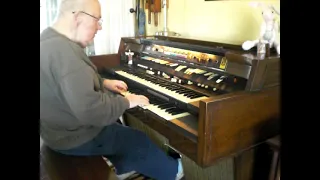 Mike Reed plays "The Old Rugged Cross" on his Hammond Organ