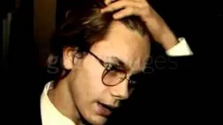 River Phoenix Interviewed @ The Golden Globe Awards