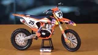 New Ray Toy KTM Factory Racing 2017 Marvin Musquin 1:10 Scale Motorcycle Replica