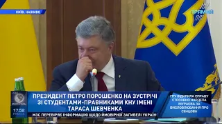 Вижили без "Вконтакте" -  Порошенко про соцмережі