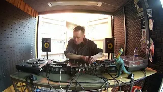 Dug Up the Bongo w/ Artem Ikra @ 20ft Radio - 10/05/2021