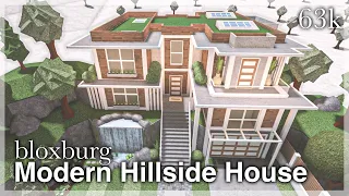 Bloxburg - Modern Hillside House Build (exterior)