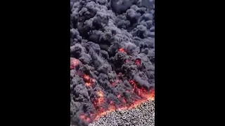 🇰🇼 #Kuwait Apocalyptic fire 42 million tires in kuwait.