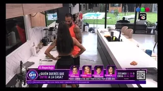 Juli y Maxi- Preparando el desayuno (Gh2022 Argentina)