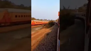 Shatabdi vs Rajdhani Express Parallel run #Train race # Parallel # Two Train # Locomotive