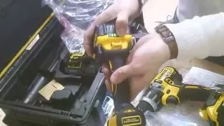 Dewalt DCK266P2 Combi Drill and Impact Driver XR 18V Brushless Kit 2 x 5.0Ah Battery