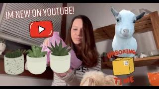 Unboxing live Succulents I bought from Etsy in December...did they survive?!?!