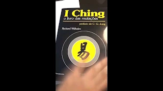 Como jogar o I-Ching , o oráculo Taoísta.