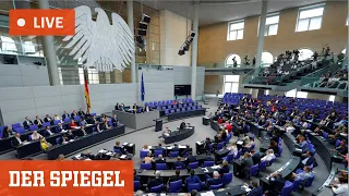 Der Bundestag würdigt Gorbatschow – und Scholz eröffnet Schlagabtausch mit Opposition