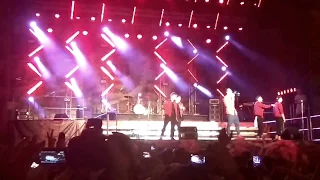Концерт Стаса Костюшкина и группы A-Dessa в Донецке