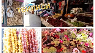 С утра пораньше из-за жары)))  Рынок на Калоубани,по Джавахети Варкетили