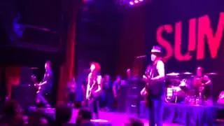 Sum 41 at the Fillmore in Silver Spring --- "No Brains"